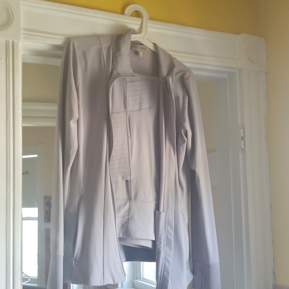 Athleta leisure outfit